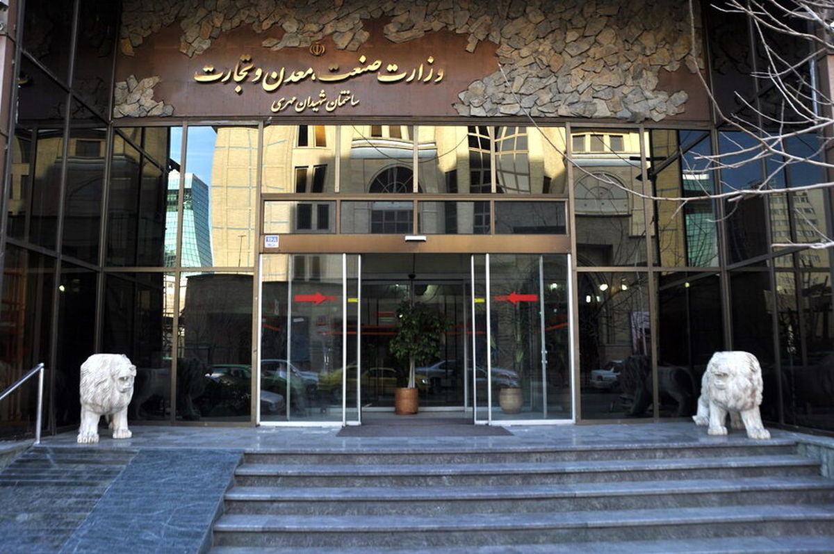فرمان دوباره معاون وزیر صمت برای سهمیهبندی مواد اولیه پتروشیمی/ بازار سیاه جدیدی در راه است؟ فرمان دوباره معاون وزیر صمت برای سهمیهبندی مواد اولیه پتروشیمی/ بازار سیاه جدیدی در راه است؟