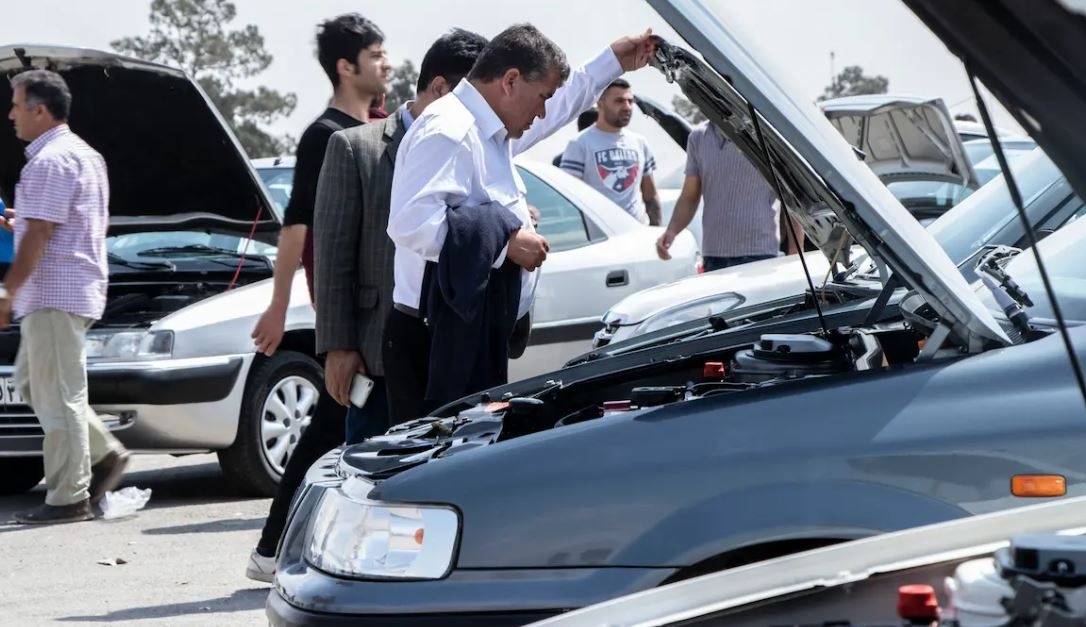 وضعیت بازار خودرو دوشنبه ۳۰ مردادماه / کاهش قیمت شاهین، پژو ۲۰۷ و تارا وضعیت بازار خودرو دوشنبه ۳۰ مردادماه / کاهش قیمت شاهین، پژو ۲۰۷ و تارا