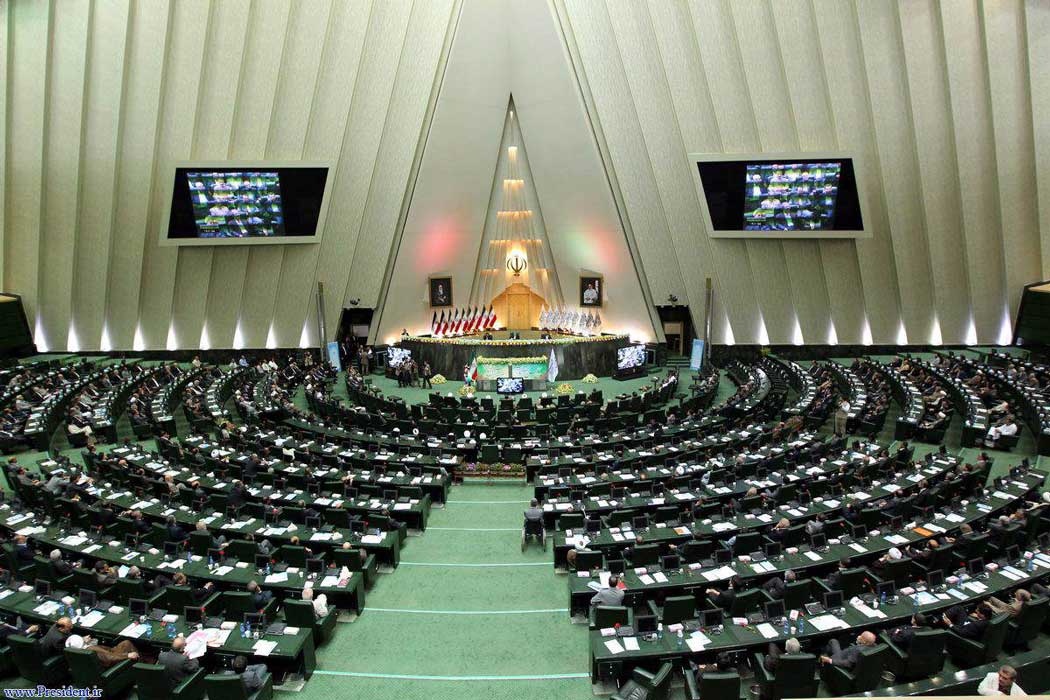 قدردانی جمعی از نمایندگان مجلس از بانک صادرات ایران در آستانه هفته دولت قدردانی جمعی از نمایندگان مجلس از بانک صادرات ایران در آستانه هفته دولت