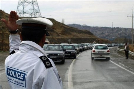 درخواست پلیس برای شناورسازی ساعات ادارات در مهرماه درخواست پلیس برای شناورسازی ساعات ادارات در مهرماه