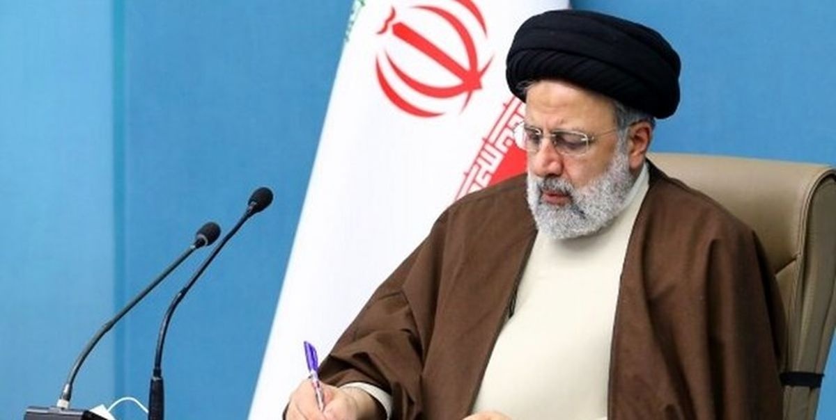 رییس جمهور قانون جدید انتخابات مجلس شورای اسلامی را ابلاغ کرد رییس جمهور قانون جدید انتخابات مجلس شورای اسلامی را ابلاغ کرد