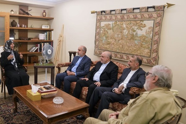 دیدار امیرعبداللهیان با خانواده امام موسی صدر در لبنان+عکس دیدار امیرعبداللهیان با خانواده امام موسی صدر در لبنان+عکس
