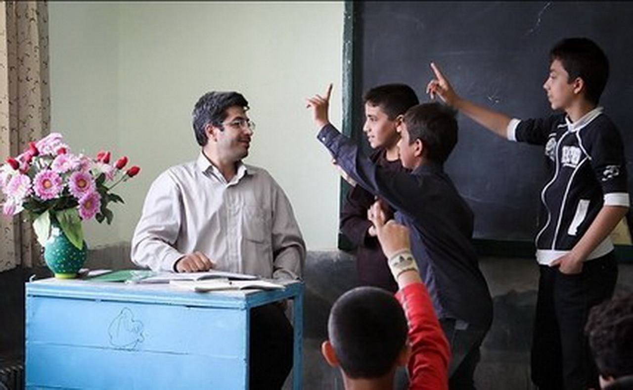 ۱۲ ساعت به کار معلمان مدارس خاص افزوده شد ۱۲ ساعت به کار معلمان مدارس خاص افزوده شد