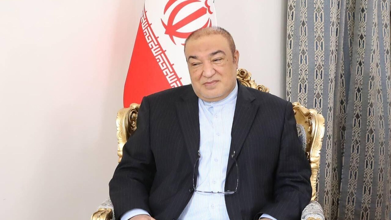 معاون اقتصادی وزیر امور خارجه: آقای رییسی به هر کشوری سفر می‌کند از او می‌خواهند که آنجا کارخانه دارو و تجهیزات پزشکی تأسیس کنیم