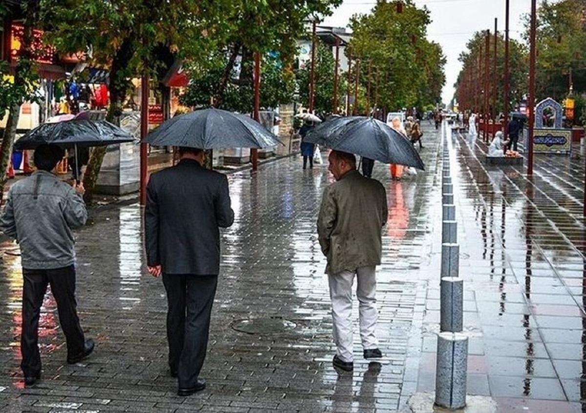 تشکیل موج با ارتفاع بیش از 3 متر در دریای خزر / هشدار به گردشگران و ماهیگیران تشکیل موج با ارتفاع بیش از 3 متر در دریای خزر / هشدار به گردشگران و ماهیگیران