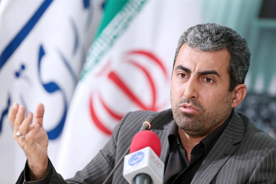 مصوبه جدید ارزی دولت اقدامی در راستای اقتصاد مقاومتی / دولت مابهالتفاوت نرخ ارز ترجیحی را به مردم دهد مصوبه جدید ارزی دولت اقدامی در راستای اقتصاد مقاومتی / دولت مابهالتفاوت نرخ ارز ترجیحی را به مردم دهد