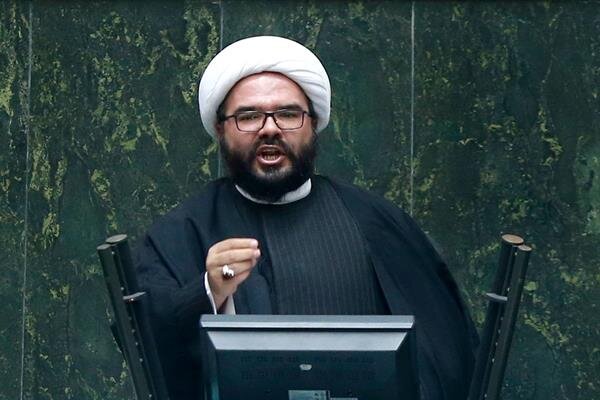 حقوق بازنشستگان کفاف ۱۰ روز زندگی آنها را هم نمیدهد حقوق بازنشستگان کفاف ۱۰ روز زندگی آنها را هم نمیدهد