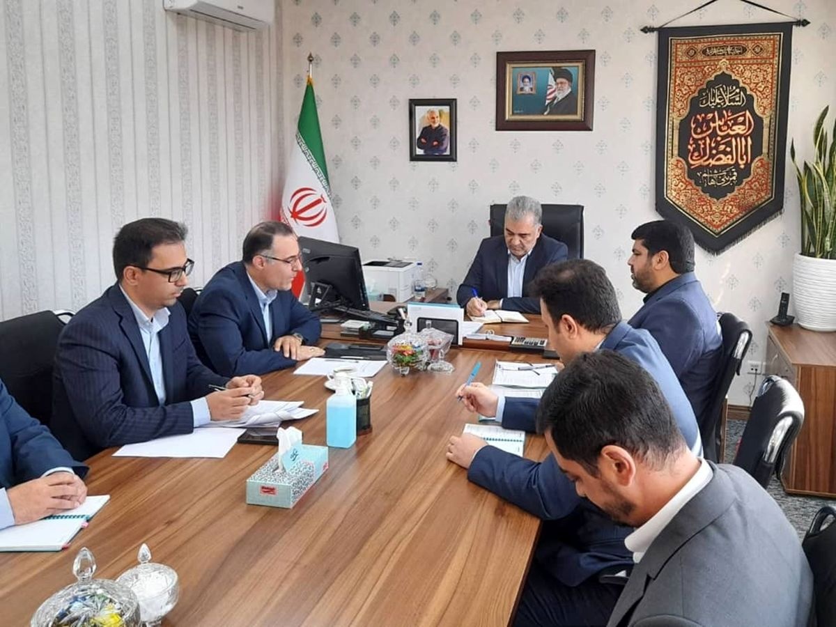 بازدید سرزده مدیرعامل بانک دی از مدیریت امور املاک بازدید سرزده مدیرعامل بانک دی از مدیریت امور املاک