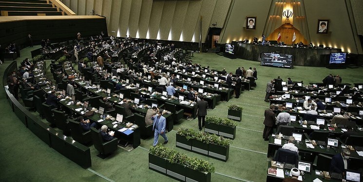 لایحه عفاف و حجاب در دستور کار مجلس قرار گرفت لایحه عفاف و حجاب در دستور کار مجلس قرار گرفت