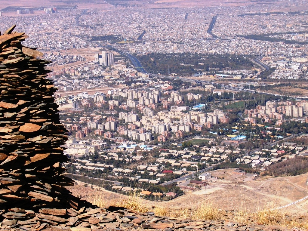 اجاره خانه نقلی در اراک چقدر بودجه می خواهد؟ اجاره خانه نقلی در اراک چقدر بودجه می خواهد؟