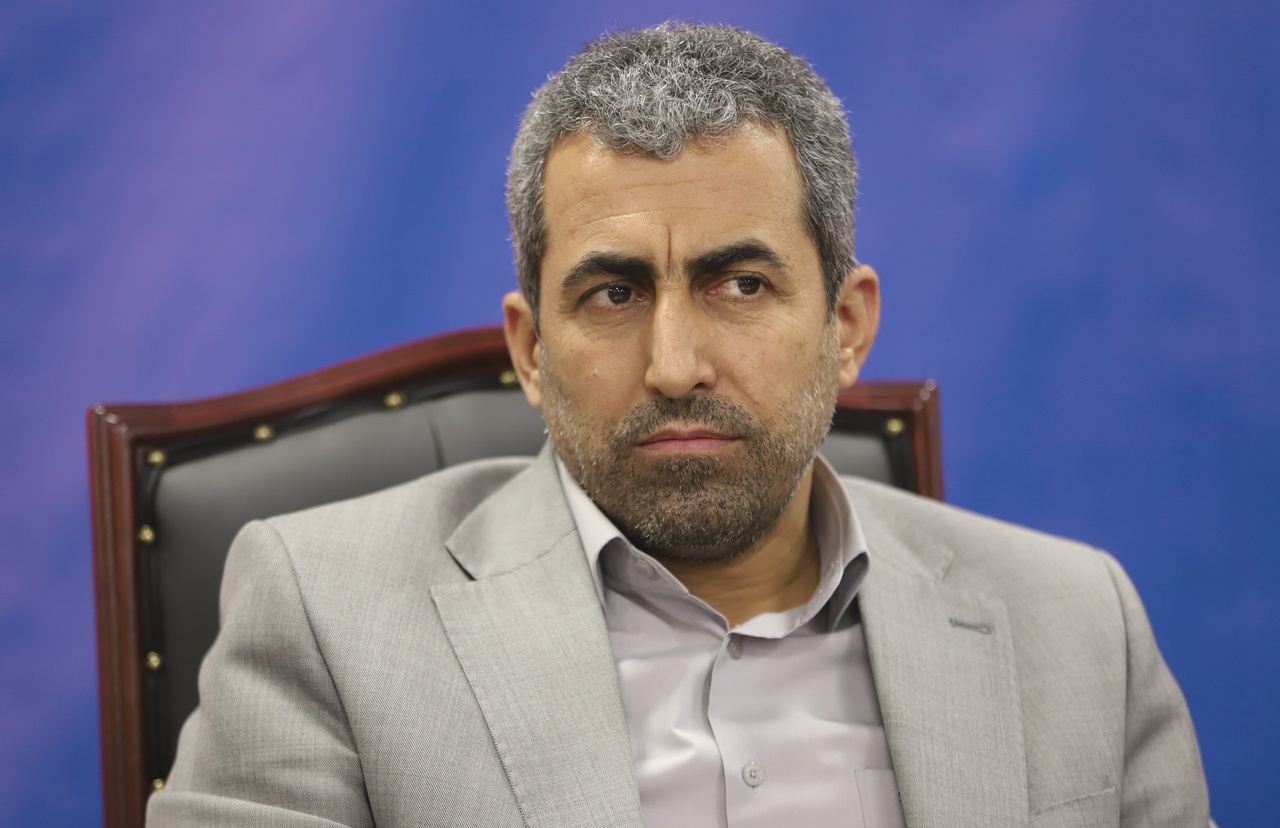 پورابراهیمی: باید دامنه نوسانات نرخ ارز را به حداقل برسانیم / کاهش حجم تحریمها در حوزه فروش نفت رقم خورده است پورابراهیمی: باید دامنه نوسانات نرخ ارز را به حداقل برسانیم / کاهش حجم تحریمها در حوزه فروش نفت رقم خورده است