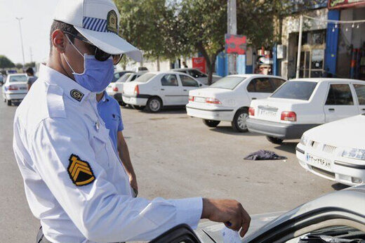 توضیح پلیس درباره حرکت عجیب مامور راهور با یک موتور سوار + فیلم توضیح پلیس درباره حرکت عجیب مامور راهور با یک موتور سوار + فیلم