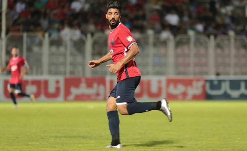 جنجالیترین صحنه بازی نساجی و الهلال+ عکس جنجالیترین صحنه بازی نساجی و الهلال+ عکس