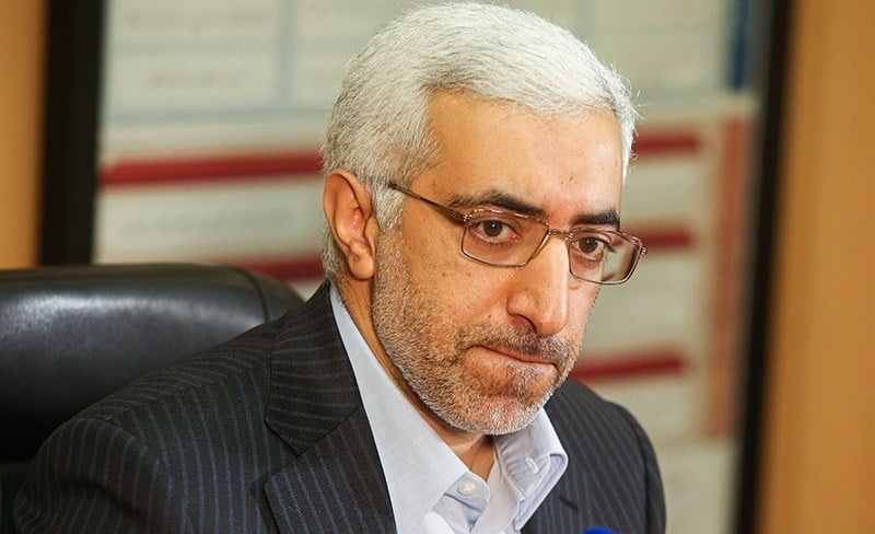 عشقی: تا یک سال و نیم دیگر عرضه خودرو در بورس نداریم عشقی: تا یک سال و نیم دیگر عرضه خودرو در بورس نداریم