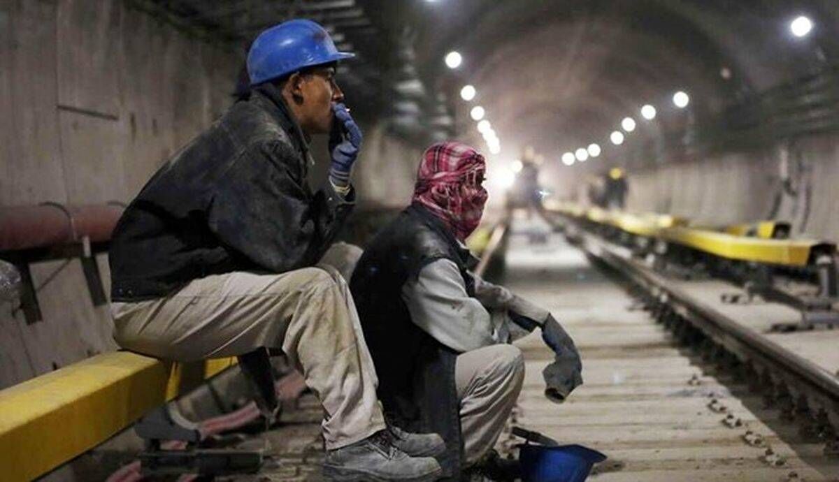 ۷۰درصد کارگران دو شغله هستند ۷۰درصد کارگران دو شغله هستند