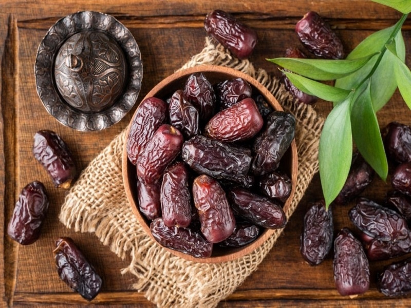 خرمای شاهانی دوای درد کم خونی + لیست قیمت انواع خرما خرمای شاهانی دوای درد کم خونی + لیست قیمت انواع خرما