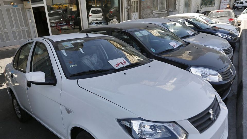 وضعیت بازار خودرو جمعه ۲۱ مهرماه / جهش هفتگی قیمت پژو پارس، شاهین و پراید وضعیت بازار خودرو جمعه ۲۱ مهرماه / جهش هفتگی قیمت پژو پارس، شاهین و پراید