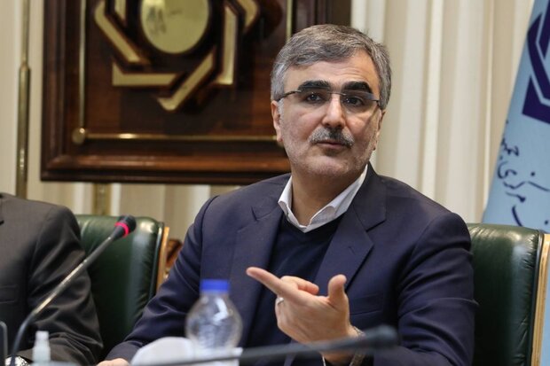 فرزین: سیاستهای کنترل تورم ادامه دارد فرزین: سیاستهای کنترل تورم ادامه دارد