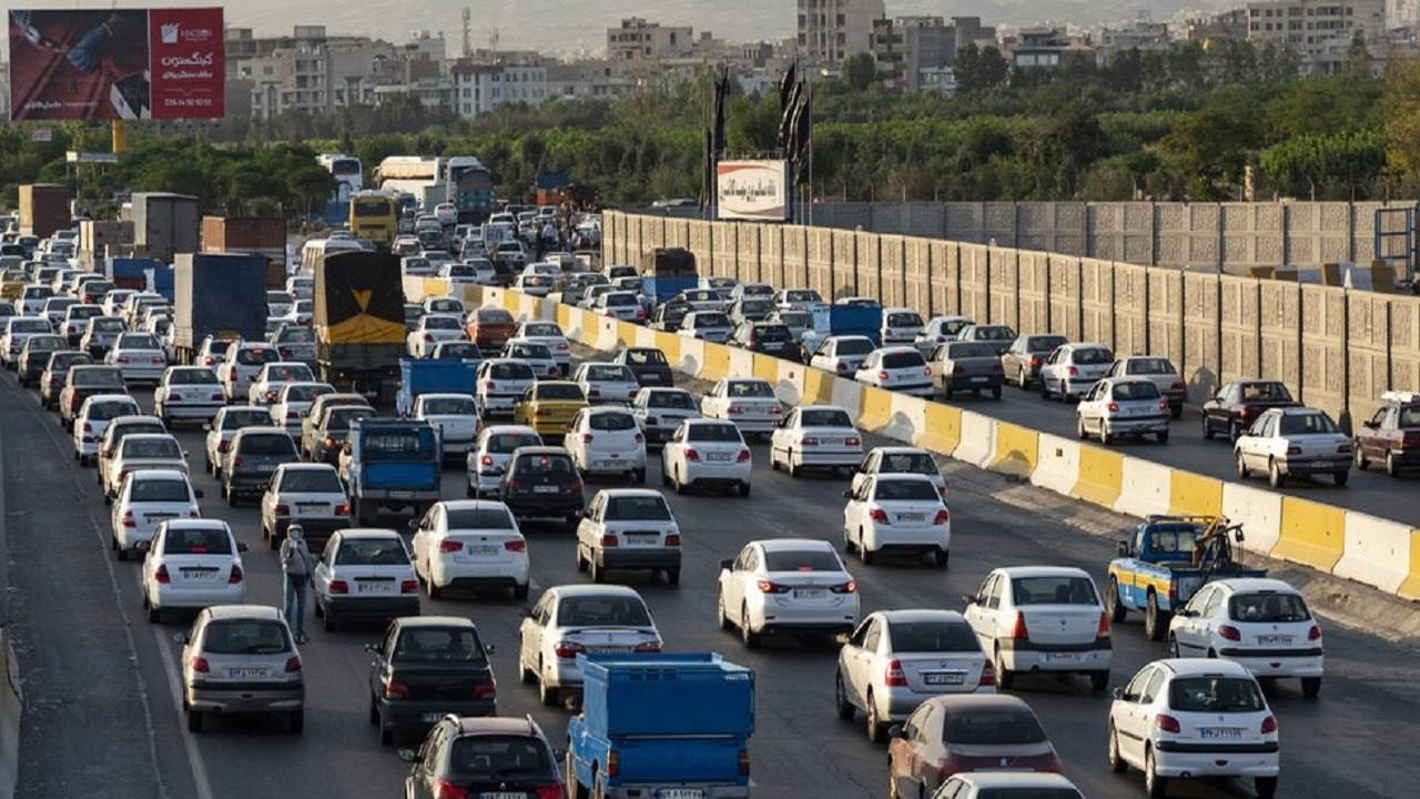 ترافیک سنگین در محور فیروزکوه و آزادراه کرج – قزوین ترافیک سنگین در محور فیروزکوه و آزادراه کرج – قزوین