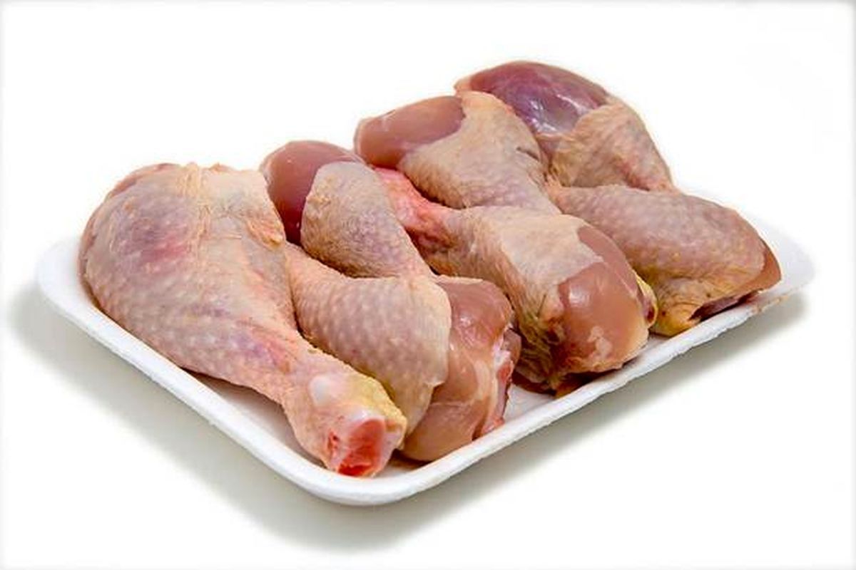 مرغ ۹۰۰ گرمی ۲۰۰ هزار تومان شد! + جدول مرغ ۹۰۰ گرمی ۲۰۰ هزار تومان شد! + جدول