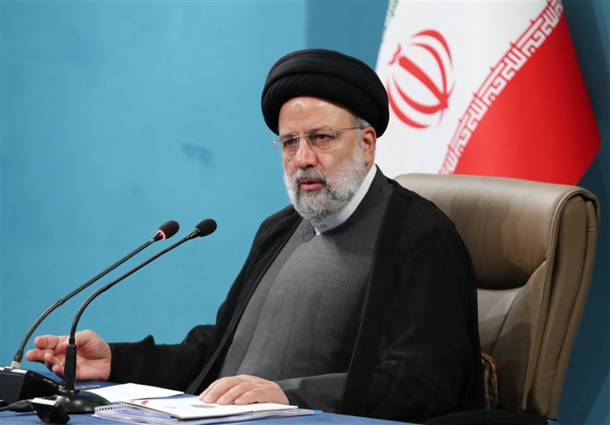 دستور رییسی؛ مواخذه بانکهایی که در ارائه تسهیلات مسکن کوتاهی کردهاند دستور رییسی؛ مواخذه بانکهایی که در ارائه تسهیلات مسکن کوتاهی کردهاند