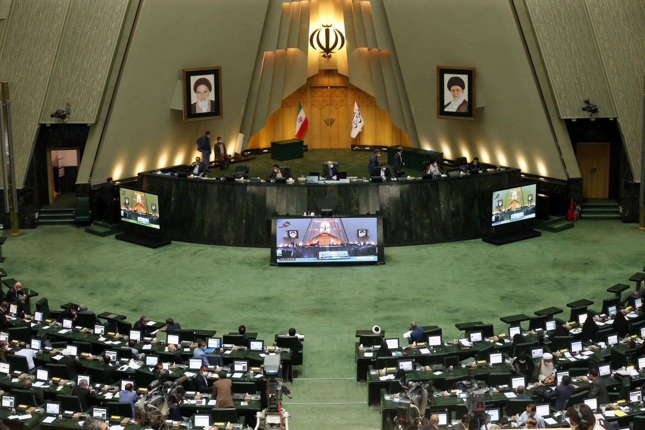 آغاز سیوچهارمین جلسه علنی مجلس برای بررسی لایحه برنامه هفتم آغاز سیوچهارمین جلسه علنی مجلس برای بررسی لایحه برنامه هفتم