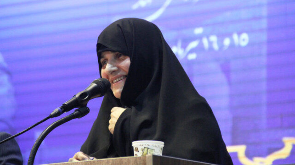 علمالهدی: اگر خانواده فروبپاشد، یک الگوی زندگی فروپاشیده است علمالهدی: اگر خانواده فروبپاشد، یک الگوی زندگی فروپاشیده است