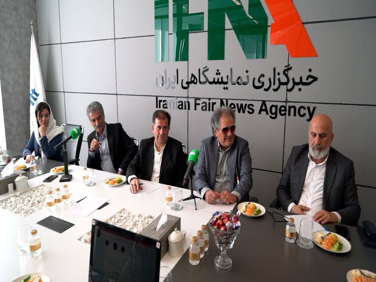 نهمین نمایشگاه بین المللی لوله اتصالات و شیرآلات بهداشتی برگزار می شود نهمین نمایشگاه بین المللی لوله اتصالات و شیرآلات بهداشتی برگزار می شود