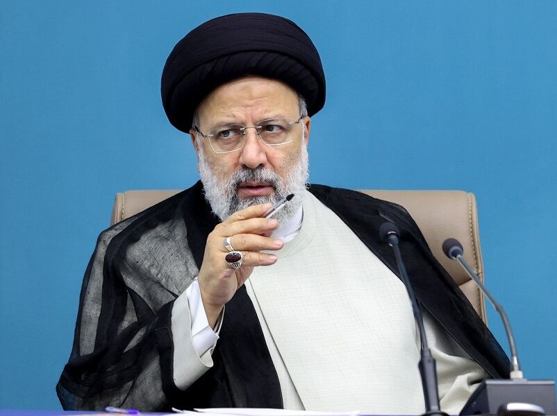 رییسی: امروز ملت ایران بیش از همیشه امیدوار است، آینده را روشن میبیند رییسی: امروز ملت ایران بیش از همیشه امیدوار است، آینده را روشن میبیند