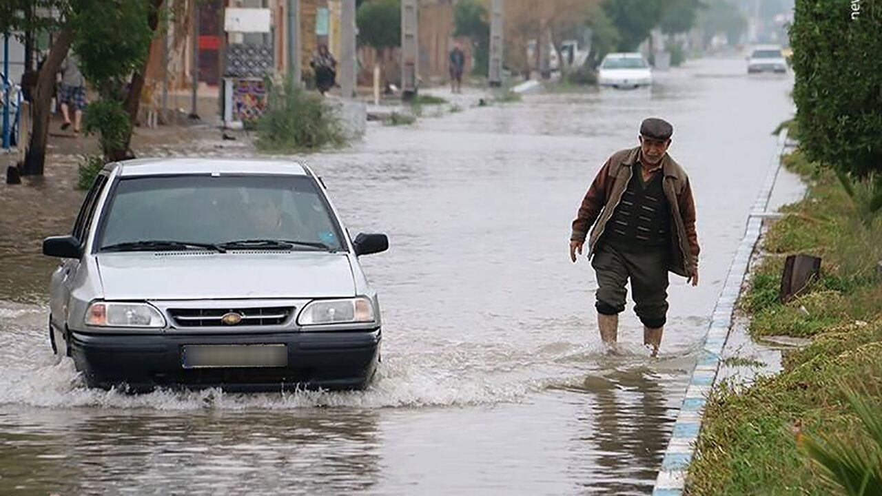 هشدار سیل در جاده ها هشدار سیل در جاده ها