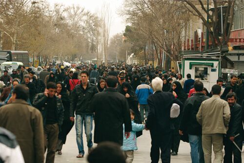 ایران مردانهترین بازار کار را در خاورمیانه دارد / نرخ پایین مشارکت زنان در ایران ایران مردانهترین بازار کار را در خاورمیانه دارد / نرخ پایین مشارکت زنان در ایران
