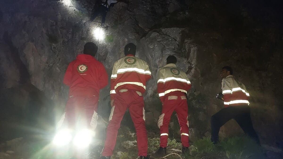 حادثه برای ۴ کوهنورد در زاهدان/ یک نفر جان باخت حادثه برای ۴ کوهنورد در زاهدان/ یک نفر جان باخت