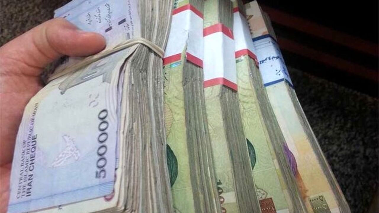 فوری؛ این دانشجویان حقوق ۷ میلیونی میگیرند فوری؛ این دانشجویان حقوق ۷ میلیونی میگیرند