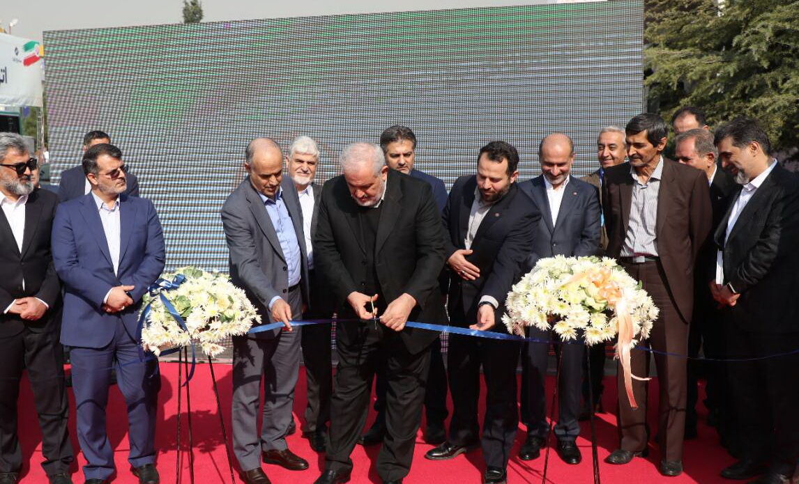 نمایش «ری را برقی» در نمایشگاه تحول صنعت خودرو نمایش «ری را برقی» در نمایشگاه تحول صنعت خودرو