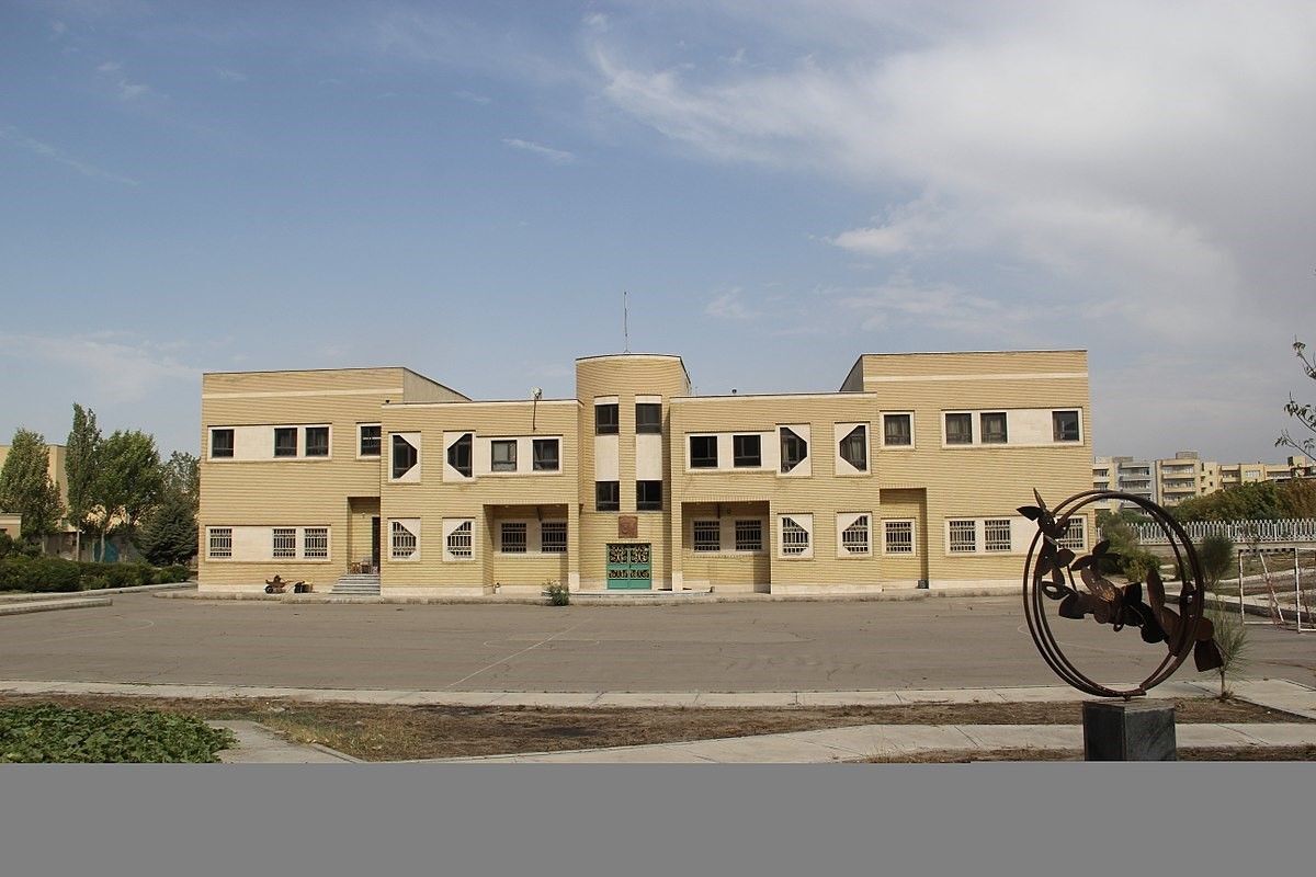 هنرستانهای دولتی میتوانند از دانشآموزان «شهریه» بگیرند؟ هنرستانهای دولتی میتوانند از دانشآموزان «شهریه» بگیرند؟
