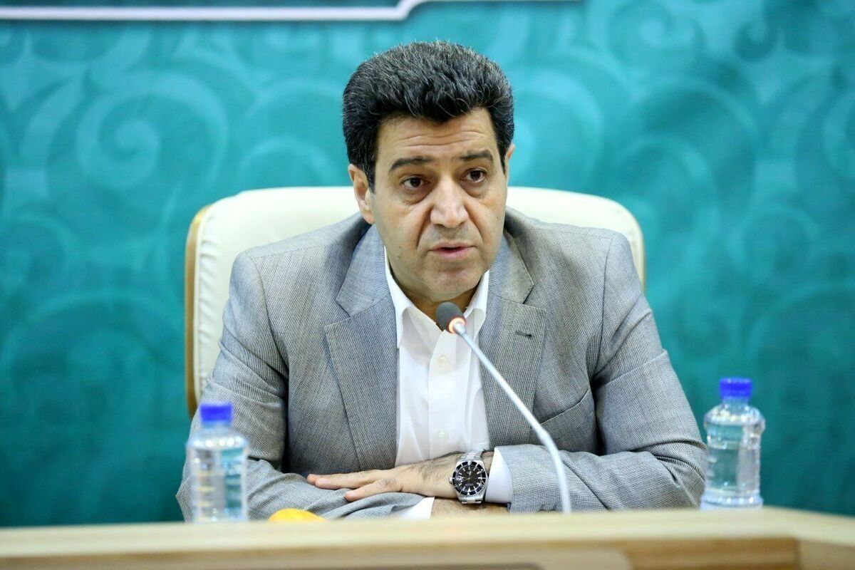 وقتی گفتم نمیگذاریم اتاق پایگاه سیاسیون شود، یعنی اینجا پایگاه هیچ گروه سیاسی نیست وقتی گفتم نمیگذاریم اتاق پایگاه سیاسیون شود، یعنی اینجا پایگاه هیچ گروه سیاسی نیست