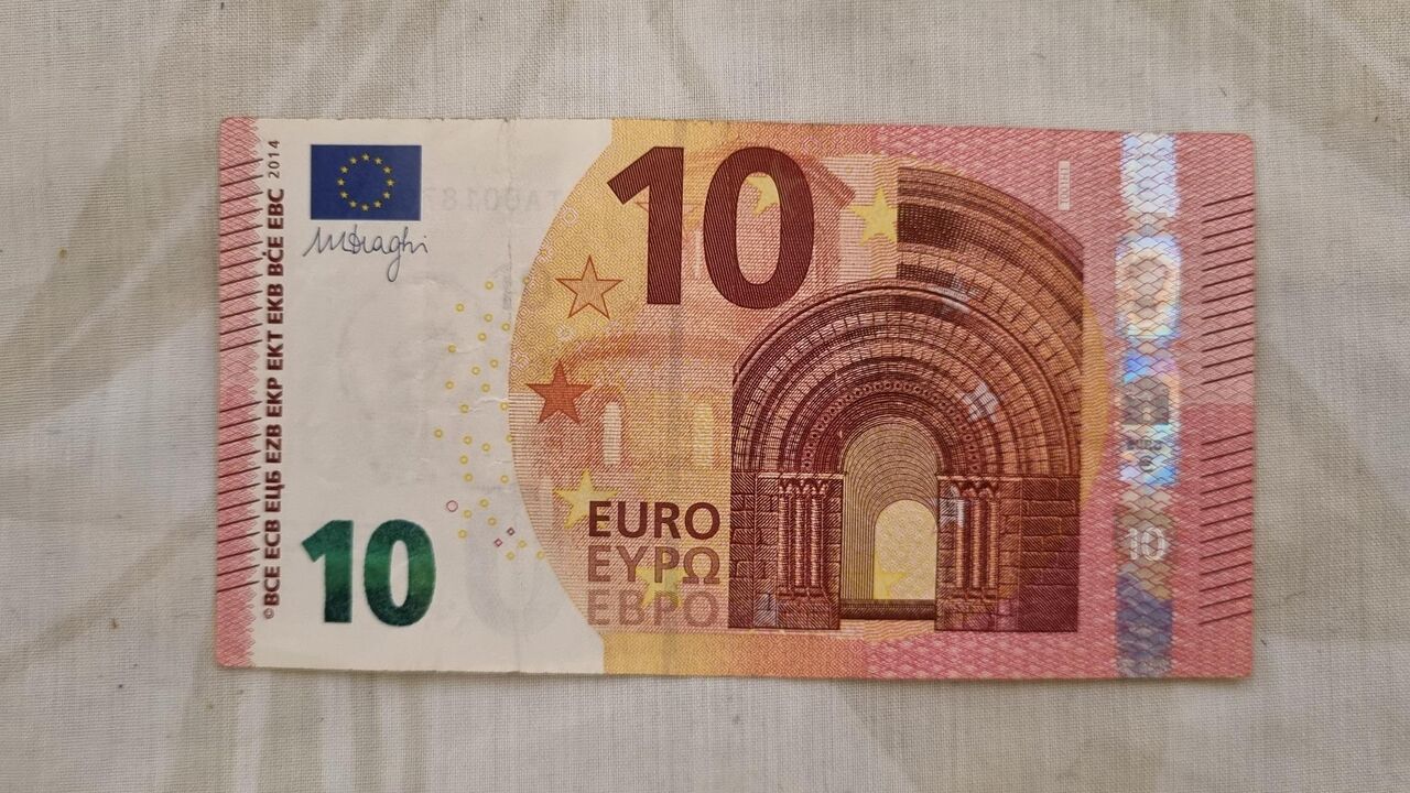 قیمت یورو امروز ۴ آبان ماه ۱۴۰۲ در بازار قیمت یورو امروز ۴ آبان ماه ۱۴۰۲ در بازار