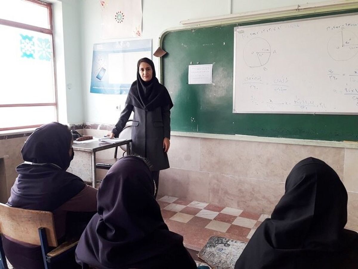 تکلیف باز شدن مدارس در روزهای پنجشنبه و جمعه مشخص شد تکلیف باز شدن مدارس در روزهای پنجشنبه و جمعه مشخص شد