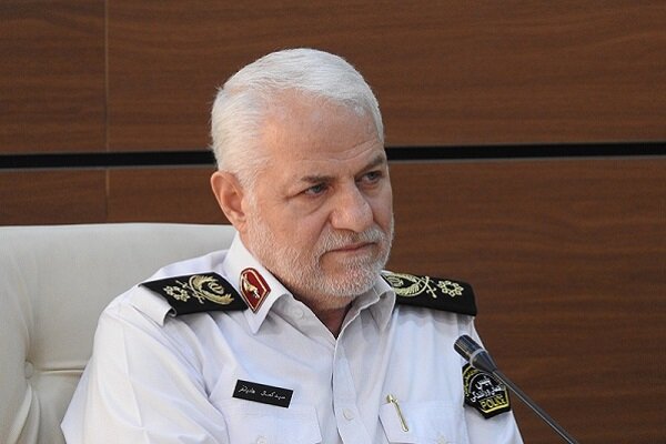 تعویض پلاک خودرو آسان شد/ گواهینامه ۲ زبانه بگیرید! تعویض پلاک خودرو آسان شد/ گواهینامه ۲ زبانه بگیرید!