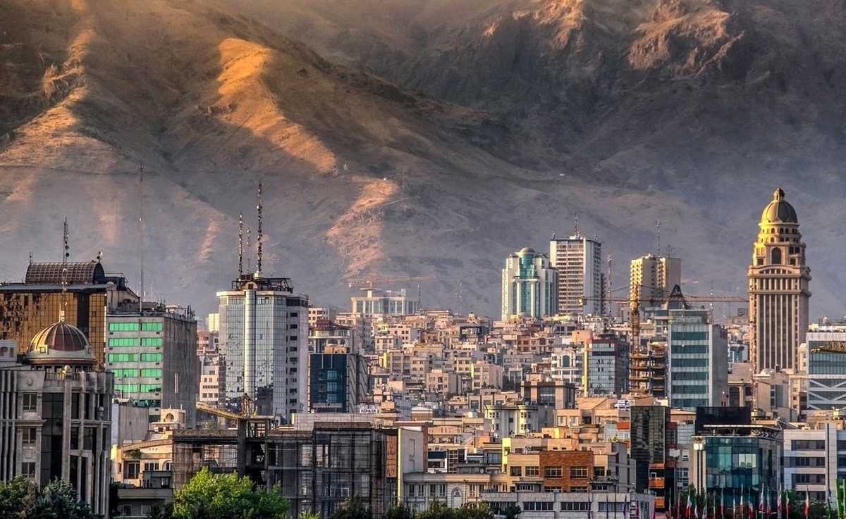 این خانه لوکس ۱۵۰میلیارد تومان قیمت خورد! این خانه لوکس ۱۵۰میلیارد تومان قیمت خورد!