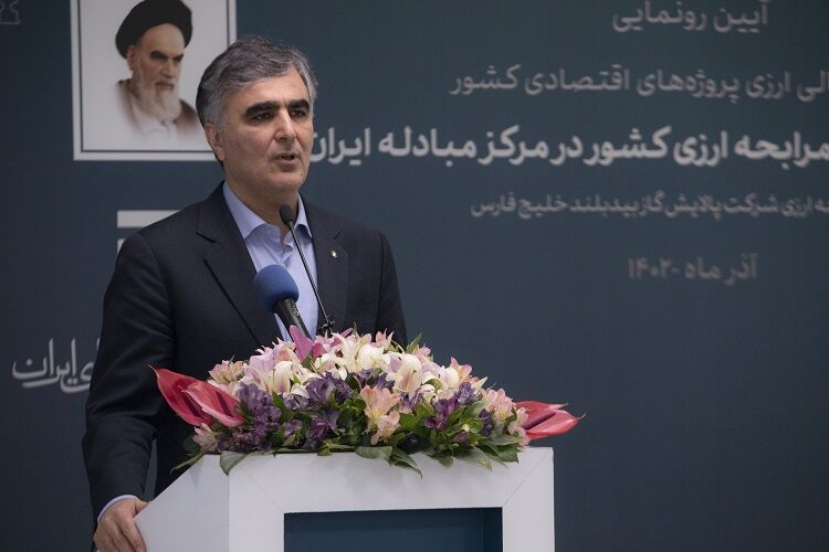 رونمایی از اولین اوراق مرابحه ارزی بانک ملت توسط رئیس کل بانک مرکزی رونمایی از اولین اوراق مرابحه ارزی بانک ملت توسط رئیس کل بانک مرکزی