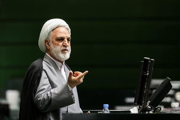 رییس قوه قضاییه: جمع قابل توجهی از مردم به لحاظ معیشت امورات روزمره تحت فشار هستند رییس قوه قضاییه: جمع قابل توجهی از مردم به لحاظ معیشت امورات روزمره تحت فشار هستند