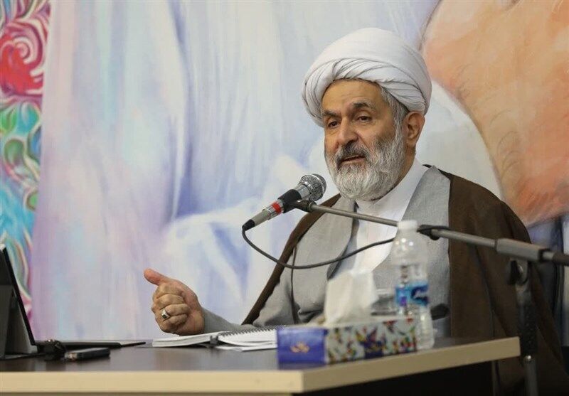 طائب: معادلات آمریکا با جهانی شدن سرود «سلام فرمانده» به هم ریخت! طائب: معادلات آمریکا با جهانی شدن سرود «سلام فرمانده» به هم ریخت!