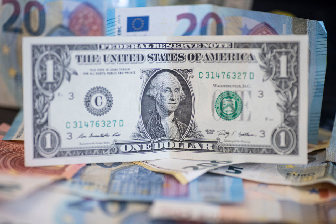 قیمت دلار، یورو و ۴۴ ارز دیگر امروز ۲۲ آذر / نرخ رسمی ۲۶ ارز افزایش یافت قیمت دلار، یورو و ۴۴ ارز دیگر امروز ۲۲ آذر / نرخ رسمی ۲۶ ارز افزایش یافت
