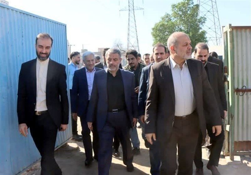 وزیر کشور: سیاست قطعی دولت جمعآوری گازهای همراه نفت است وزیر کشور: سیاست قطعی دولت جمعآوری گازهای همراه نفت است