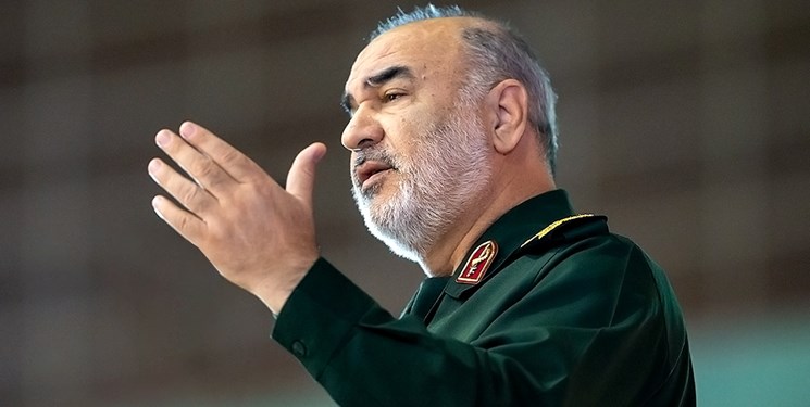 فرمانده سپاه: هیچ کس جرات جسارت به ملت و سرزمین ایران را ندارد فرمانده سپاه: هیچ کس جرات جسارت به ملت و سرزمین ایران را ندارد