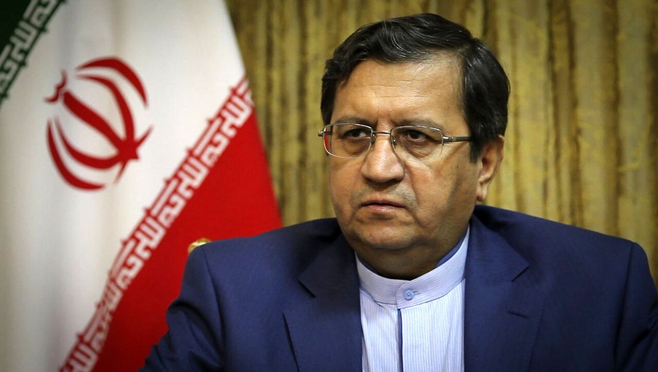 همتی خطاب به رییسی: گشت ارشاد مدیران را که راه نینداختید، دستکم لیست دریافتکنندگان ارز نیمایی و دولتی را بهروز کنید! همتی خطاب به رییسی: گشت ارشاد مدیران را که راه نینداختید، دستکم لیست دریافتکنندگان ارز نیمایی و دولتی را بهروز کنید!