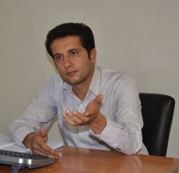 هدفگذاری تولید ۵۵ میلیون تن فولاد در سند چشمانداز ۱۴۰۴/ذخیره سنگ آهن کشور حدود ۳.۵ میلیارد تن است هدفگذاری تولید ۵۵ میلیون تن فولاد در سند چشمانداز ۱۴۰۴/ذخیره سنگ آهن کشور حدود ۳.۵ میلیارد تن است