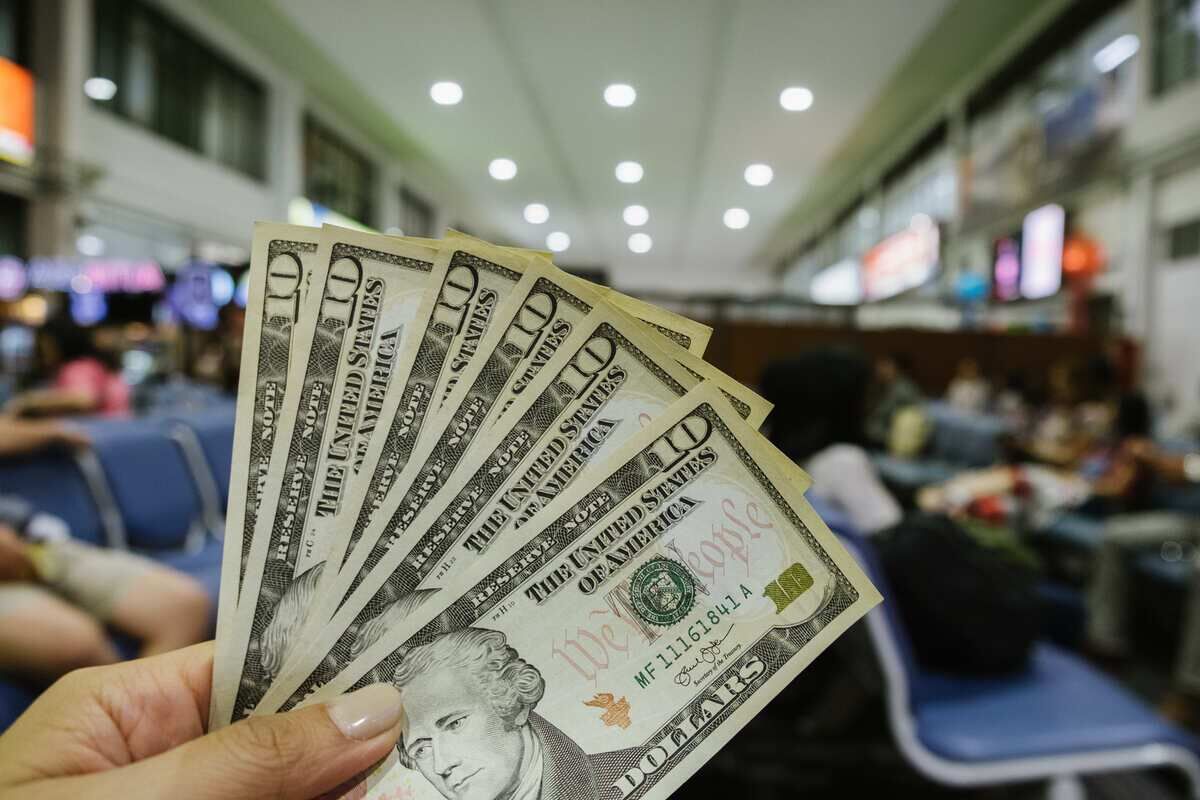 قیمت دلار، یورو و ۴۴ ارز دیگر امروز ۲۸ آذر / نرخ رسمی ۲۳ ارز کاهش یافت
