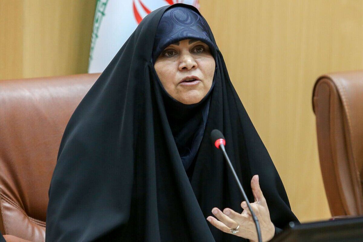 دستیار رئیسی: به دلیل کشف حجاب، نمیتوانیم خدمات را از افراد منع کنیم دستیار رئیسی: به دلیل کشف حجاب، نمیتوانیم خدمات را از افراد منع کنیم